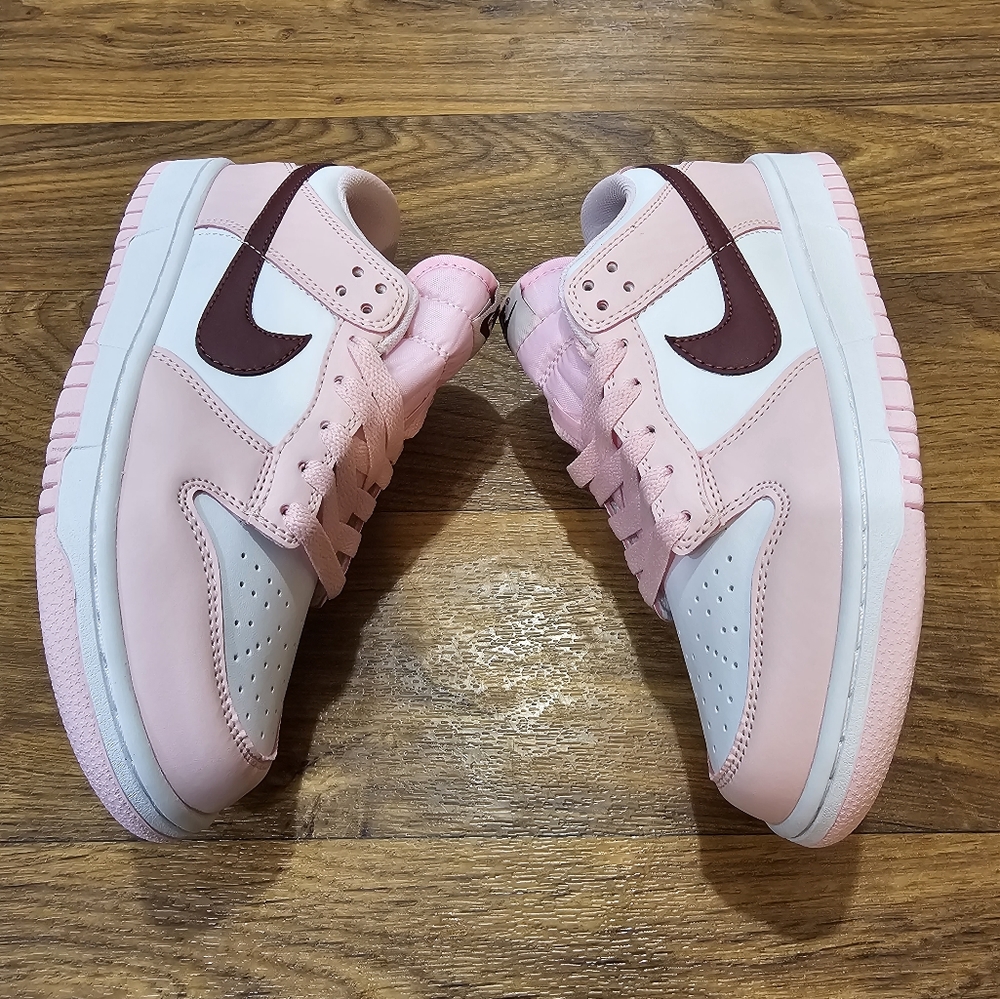 Dunk Low GS 'Pink Foam' - Picture 3 of 8